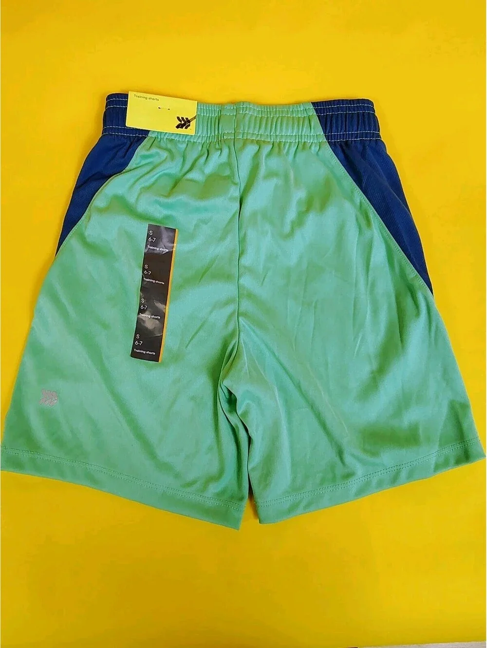 NWT All In Motion Boys Training Shorts Size S 6-7 Green Navy Blue Athletic Mesh