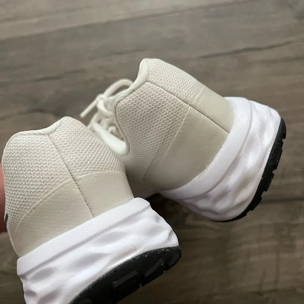 Nike new tags