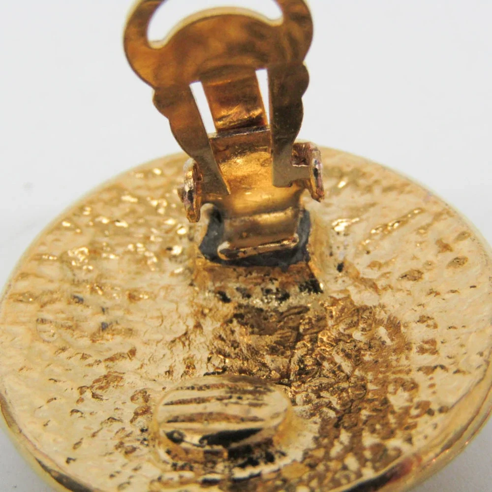 CHANEL vintage gold
