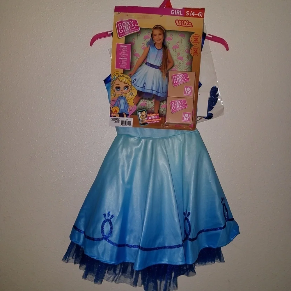 NEW Willa Boxy Girls Halloween Costume Small 4-6