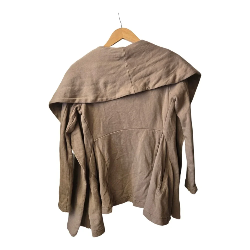 Free People cardigan content 100%