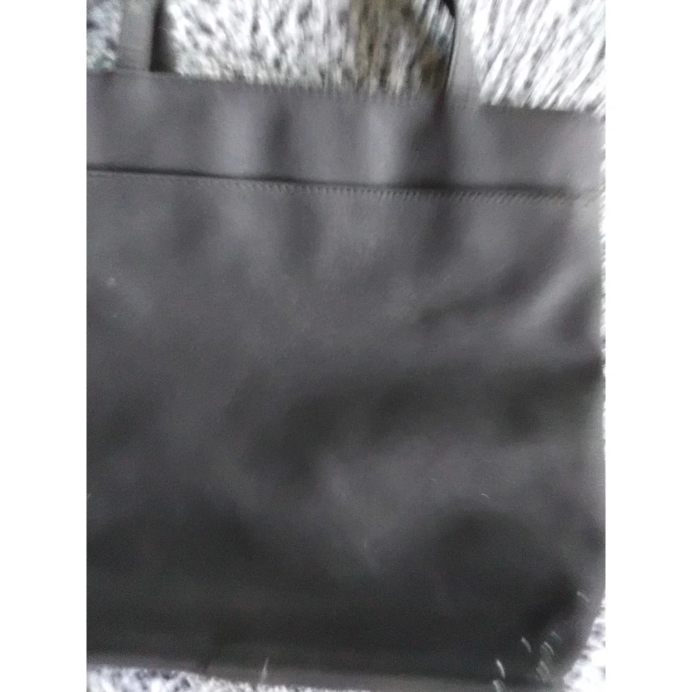 N/A elegant black