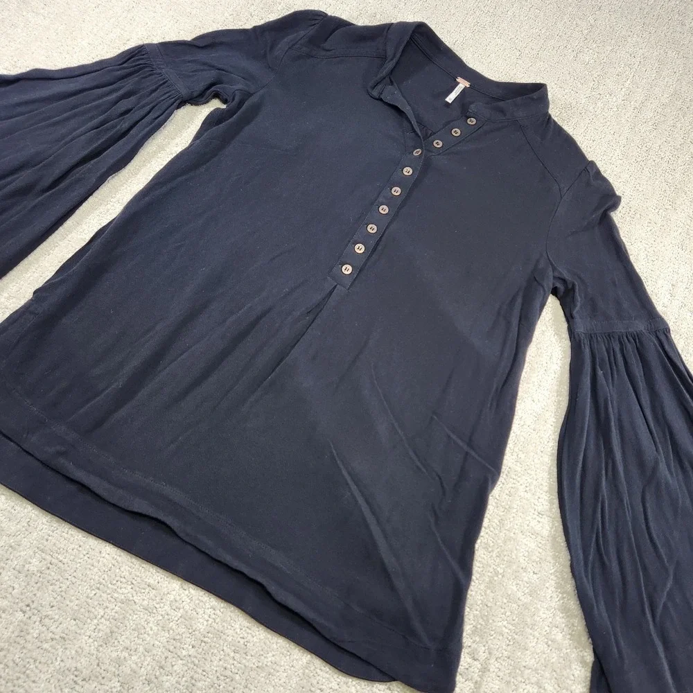 Free People Shirt Women XS‎ Easy Girl Bell Sleeve Tunic Top Boho Cowgirl Flare