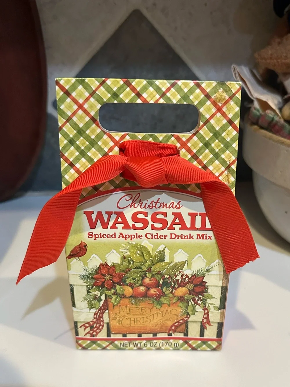 2011 CHRISTMAS WASAIL SPICED APPLE CIDER DRINK MIX GIFT COLLECTIBLE SUSAN WINGET