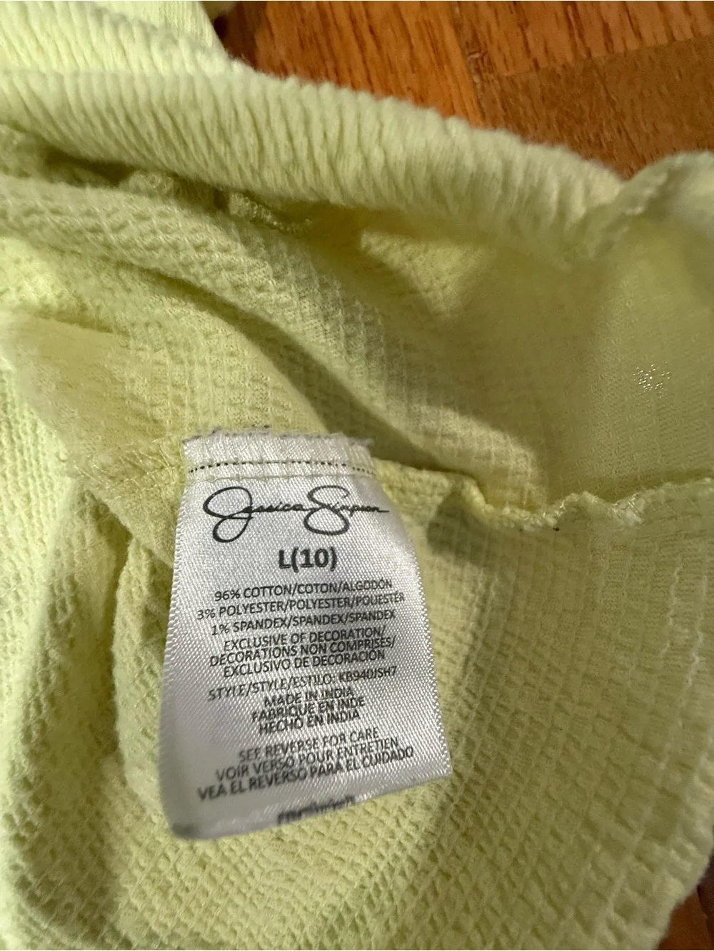 Jessica Simpson light yellow
