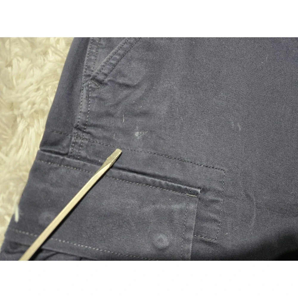 Levis Mens Navy Blue‎ Ripstop Cargo Shorts Size W34 Distressed Pockets