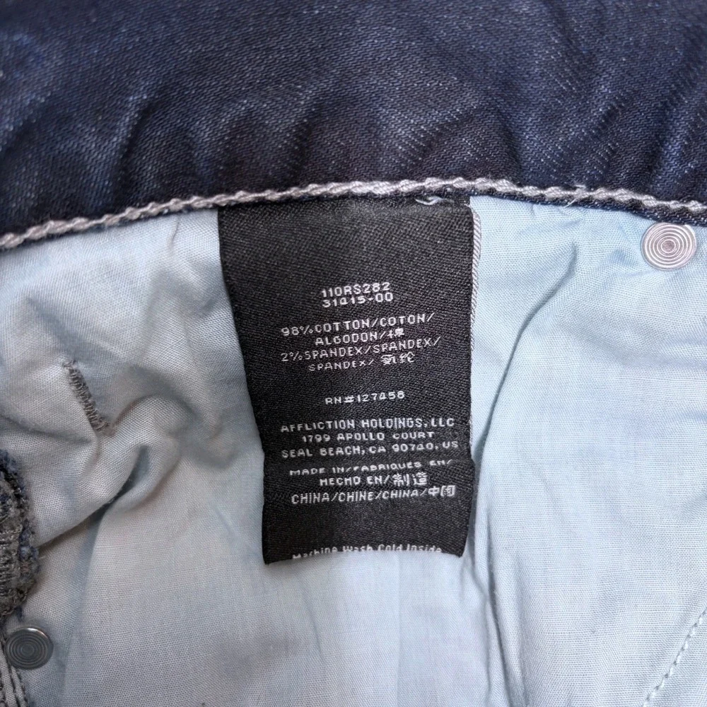 Affliction size 34