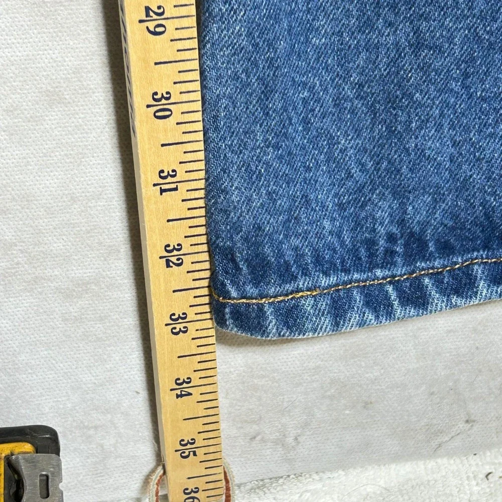 Levis suitable 42