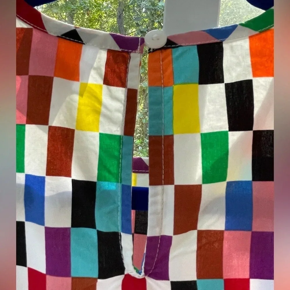 NWT Pride girls 8 crisp 100% cotton dress. Multi colors with hip pockets, s/s.