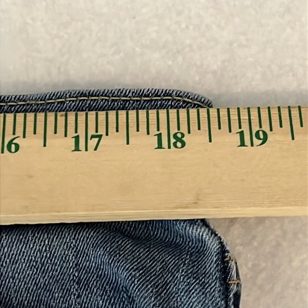 Levis levi 559