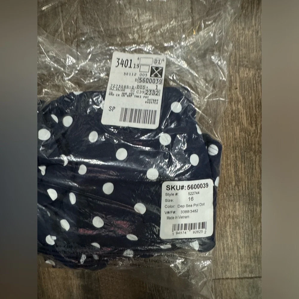 Lands End flattering just