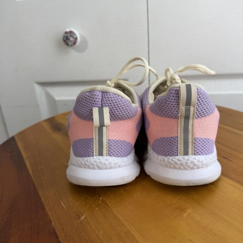 Muliticlor‎ Lace Up Tennis Shoes Womens Size 9.5 10 Travel Gym Workout Run Hike