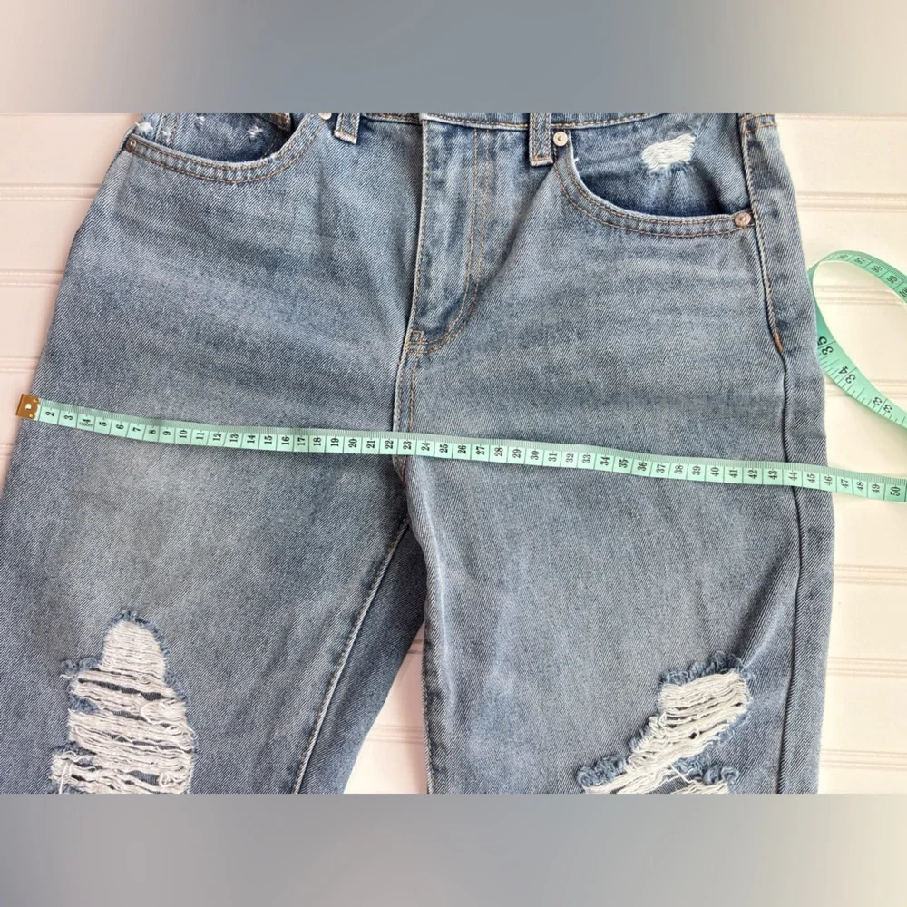 RSQ Girl’s High Rise baggy Ripped jeans Size 14p