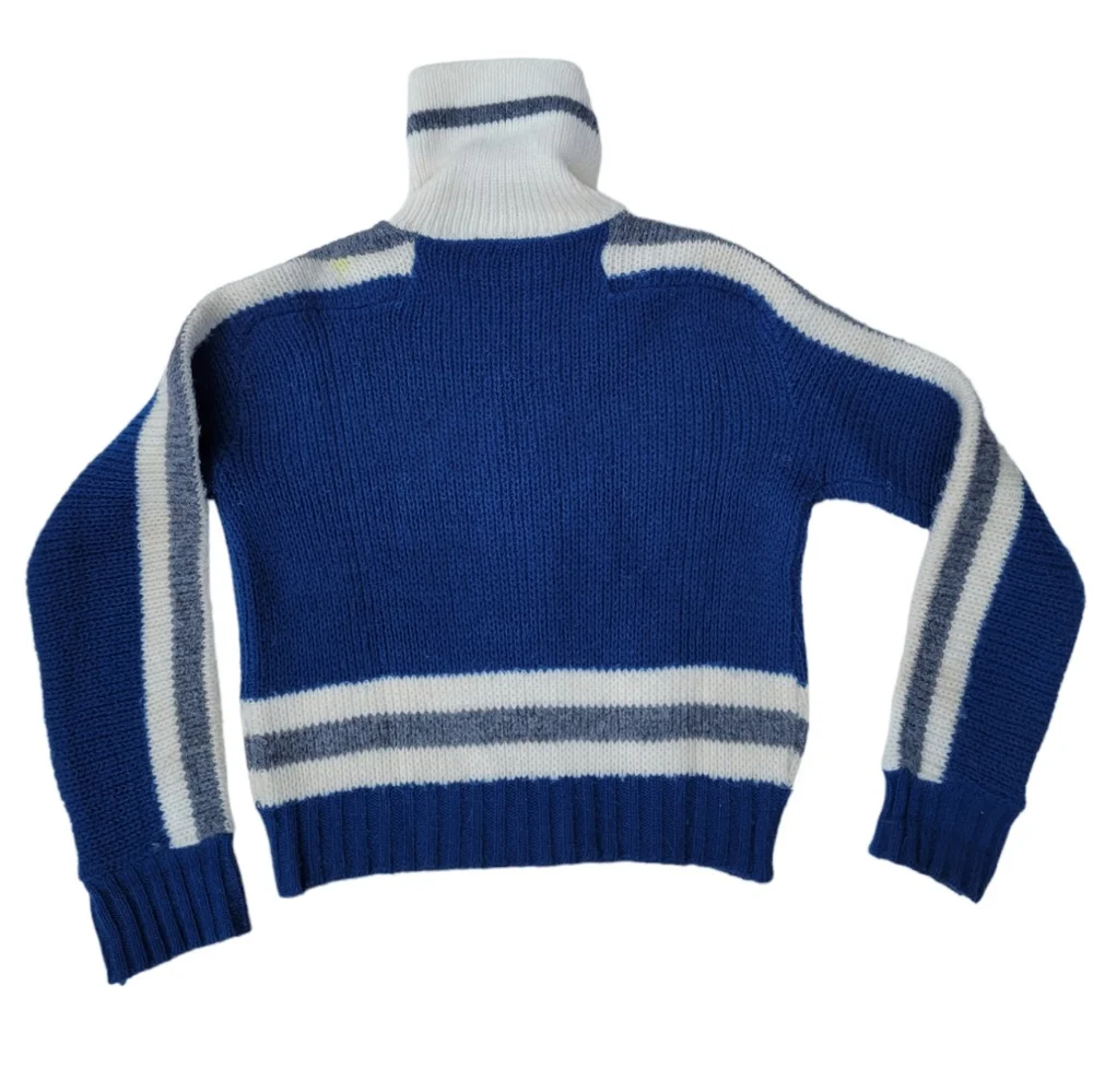 N/A cozy vintage