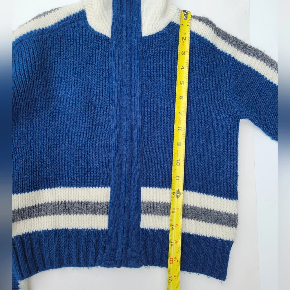 N/A cozy vintage