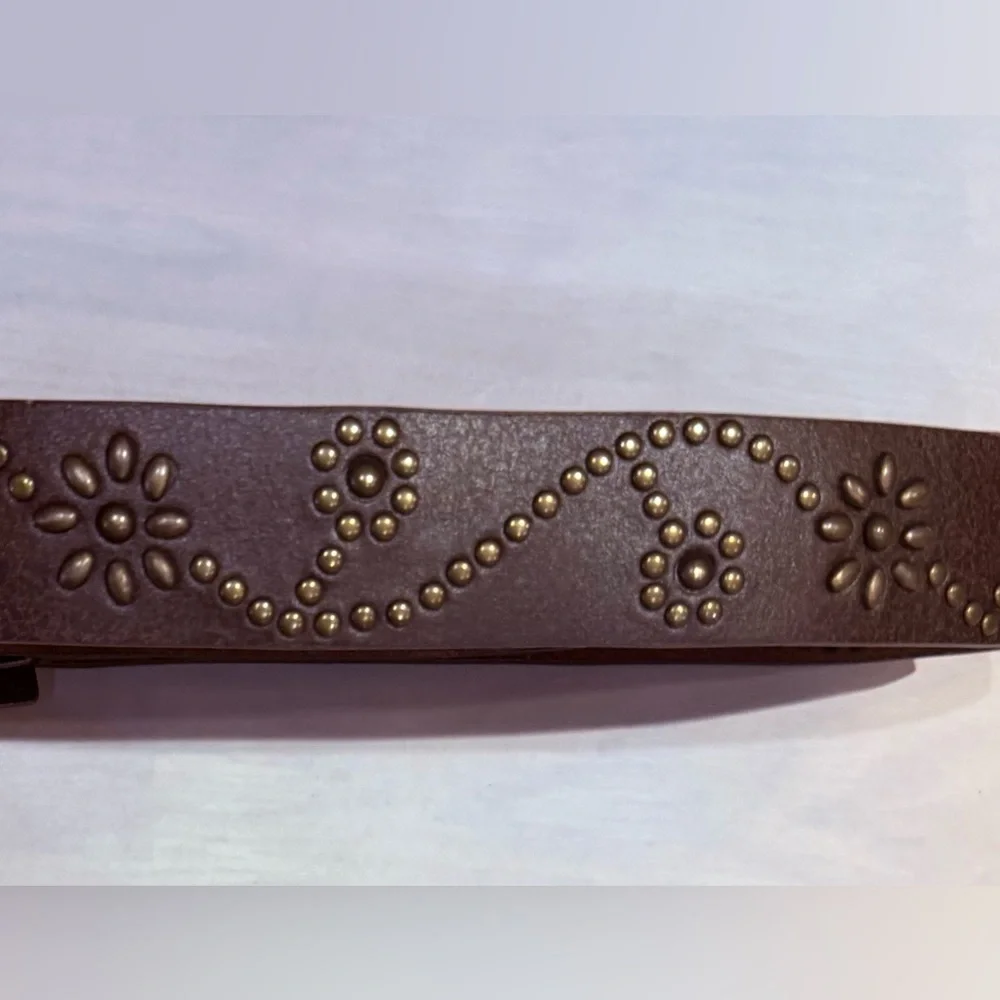 Floral Studded Brown Leather Belt w/Filigree Enamel Belt Buckle Small