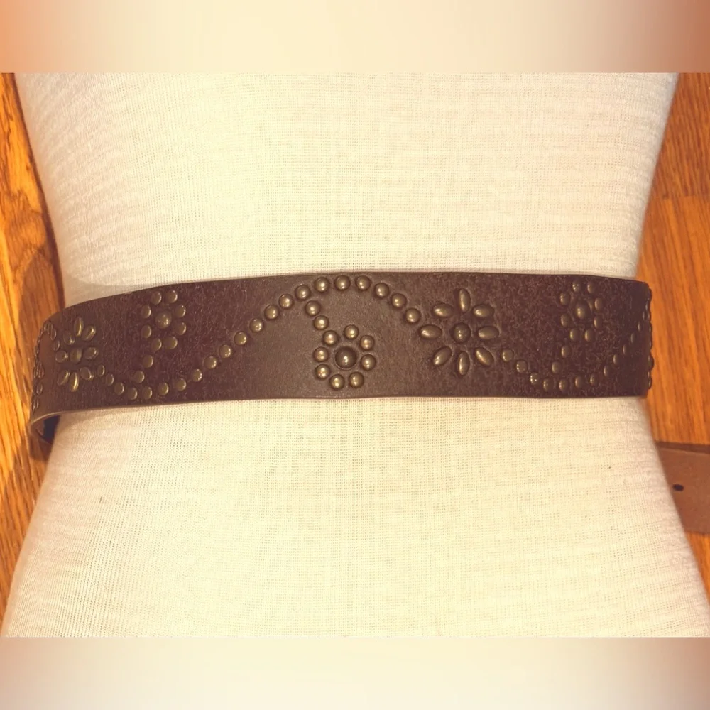 Floral Studded Brown Leather Belt w/Filigree Enamel Belt Buckle Small