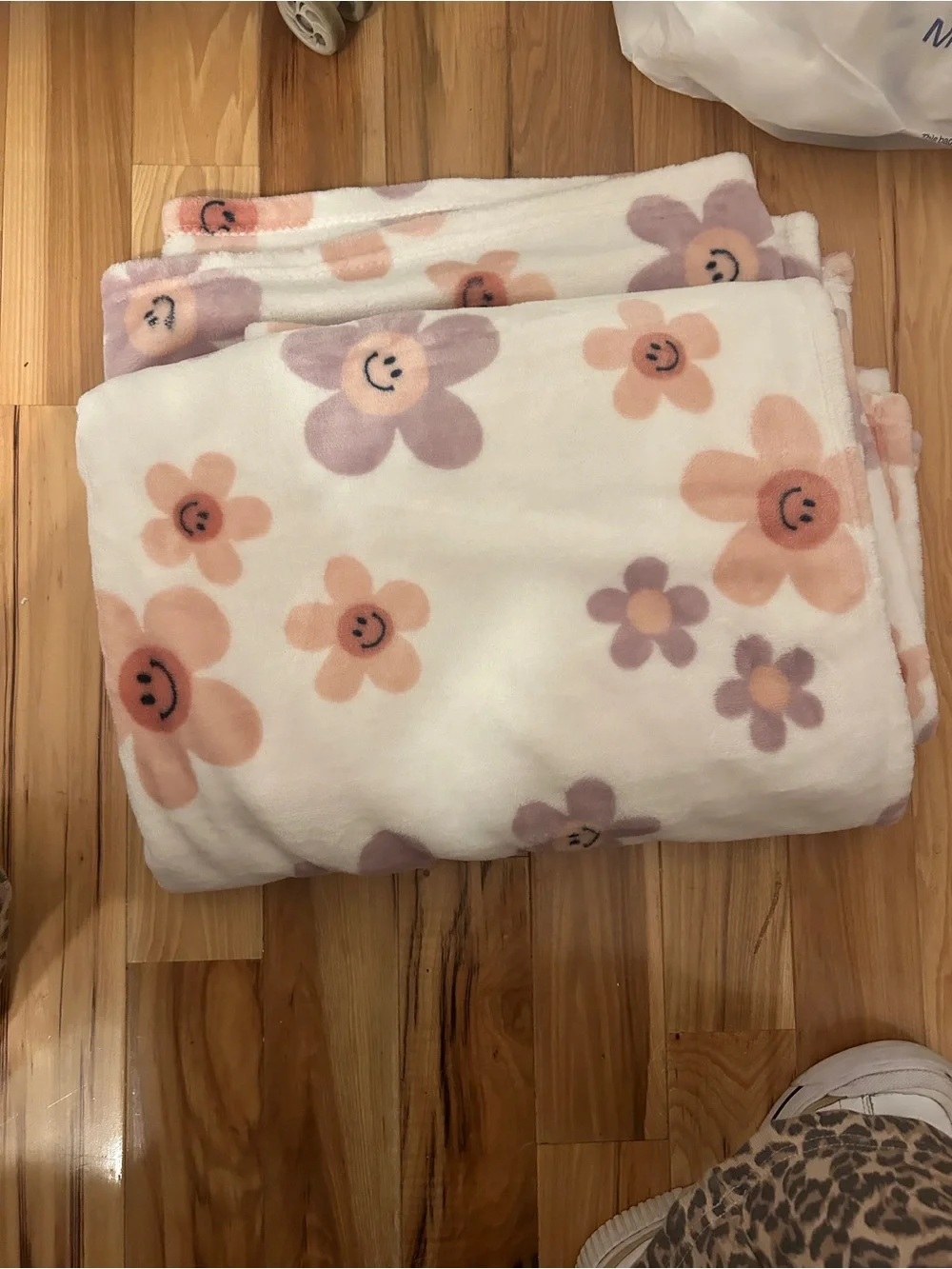 Plush Floral Smiley Throw Blanket - White with Peach & Lavender Flowers