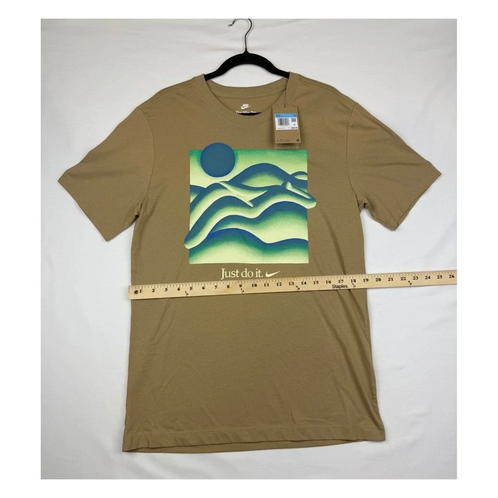 Nike sportswear graphic