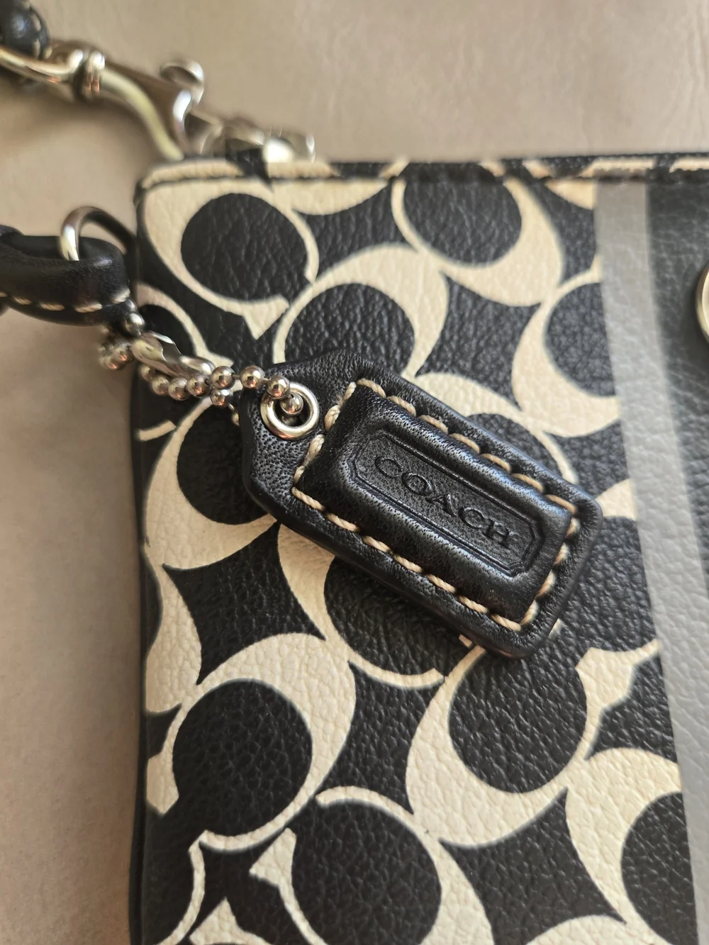Coach black cream