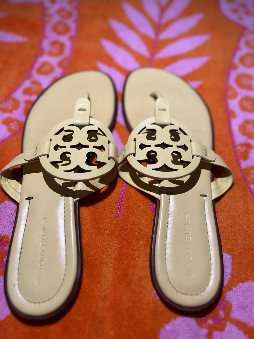 Tory Burch tory burch
