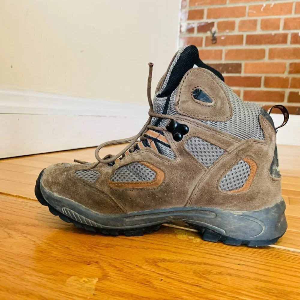 Vasque breeze mid