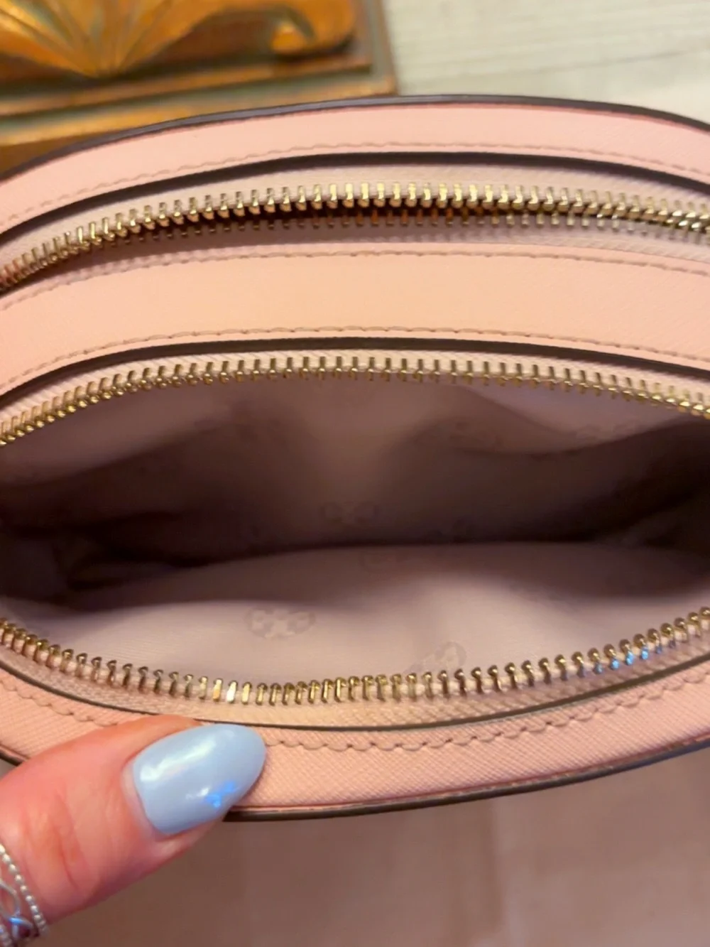 Tory Burch tory burch