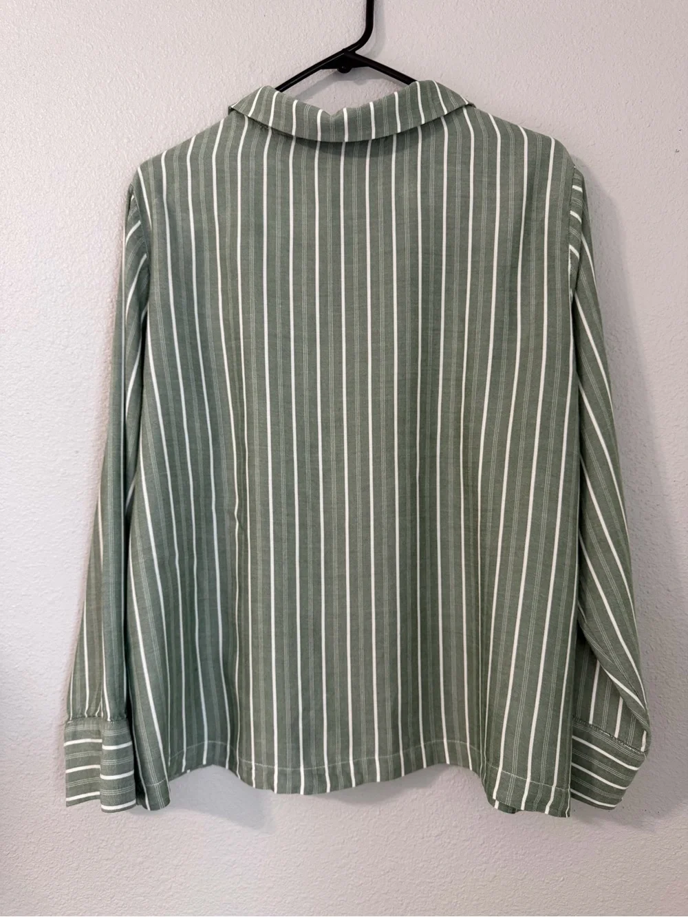 Cozy Earth Striped Lounge Shirt | Soft & Sustainable | Size L