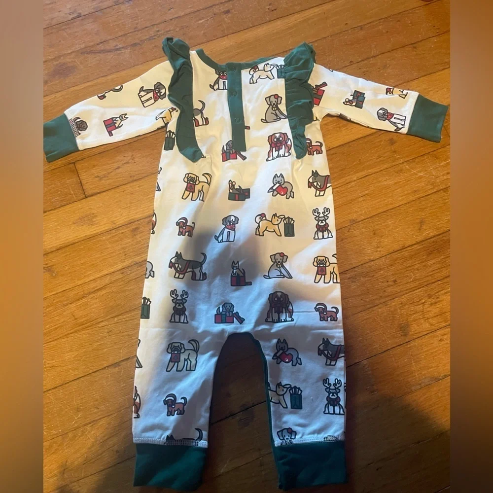 NWOT Monica + Andy Christmas dog theme one piece size 9-12M organic cotton