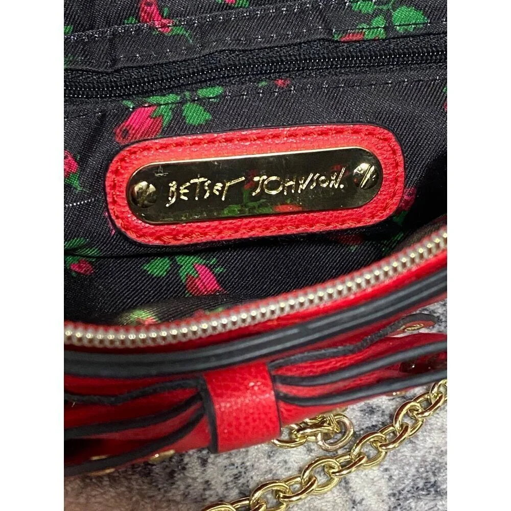 Betsey Johnson betsey johnson