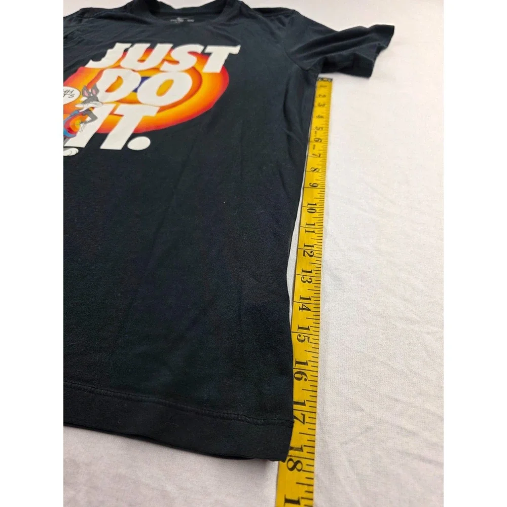 Nike Space Jam Bugs Bunny Tune Squad Whats Up Doc Just‎ Do It T-Shirt M