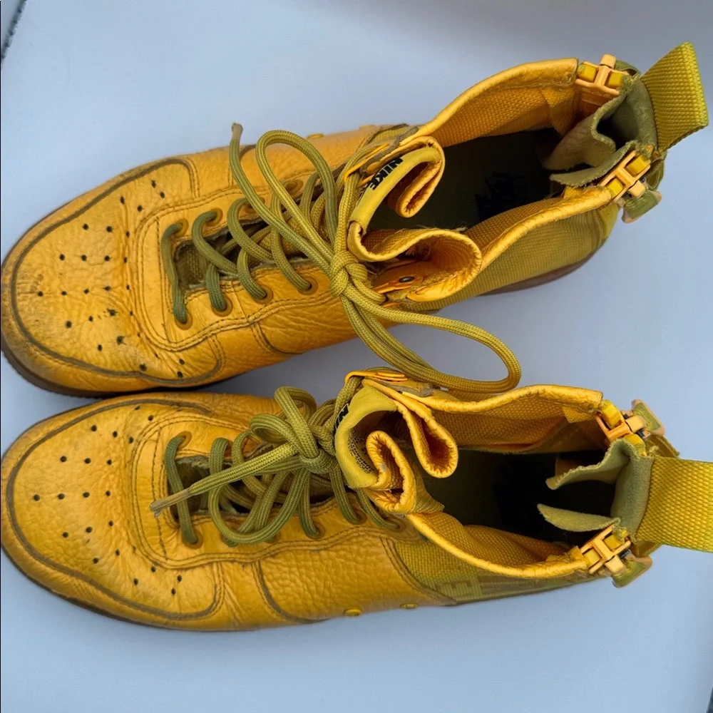Nike Air Force‎ 1 Laser Orange Sneakers Sz 6.5Y EUR 39