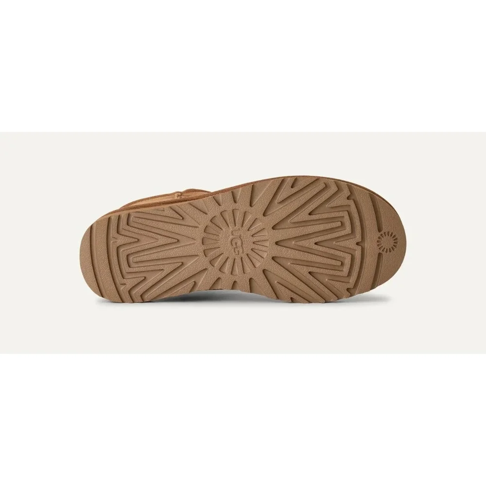 UGG mens size