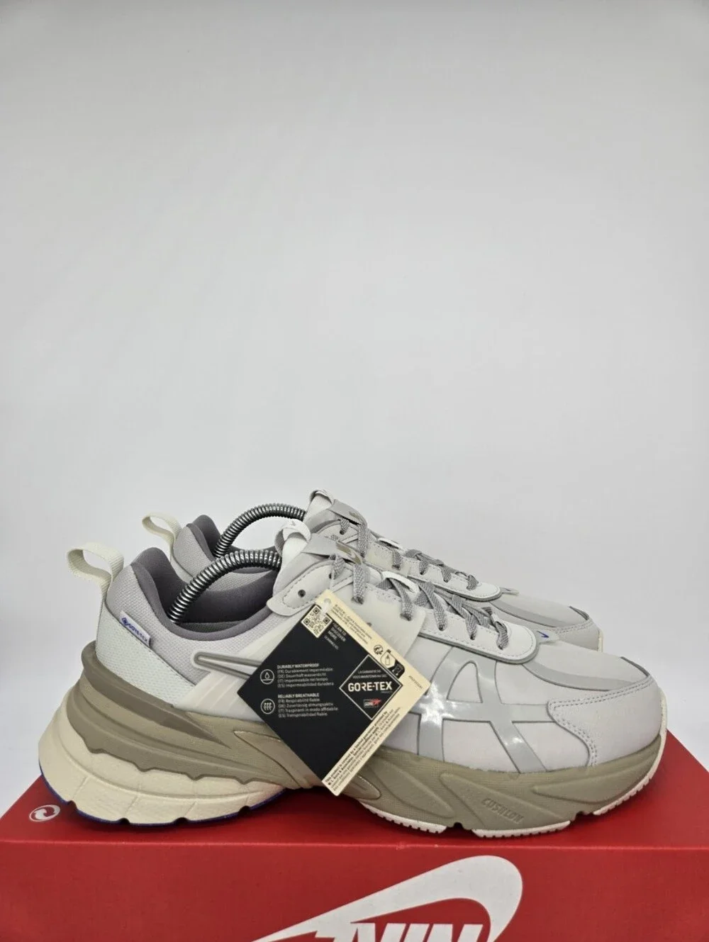 Nike v2k run