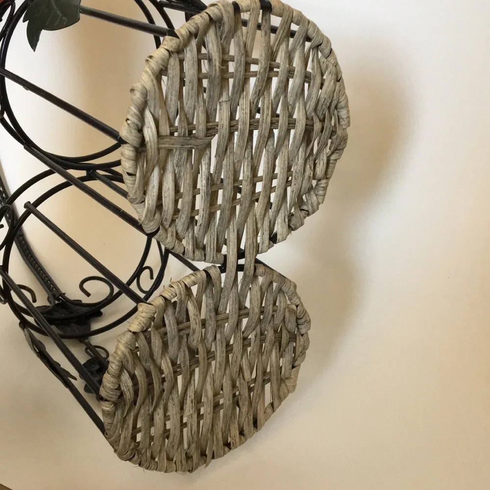 N/A this wicker