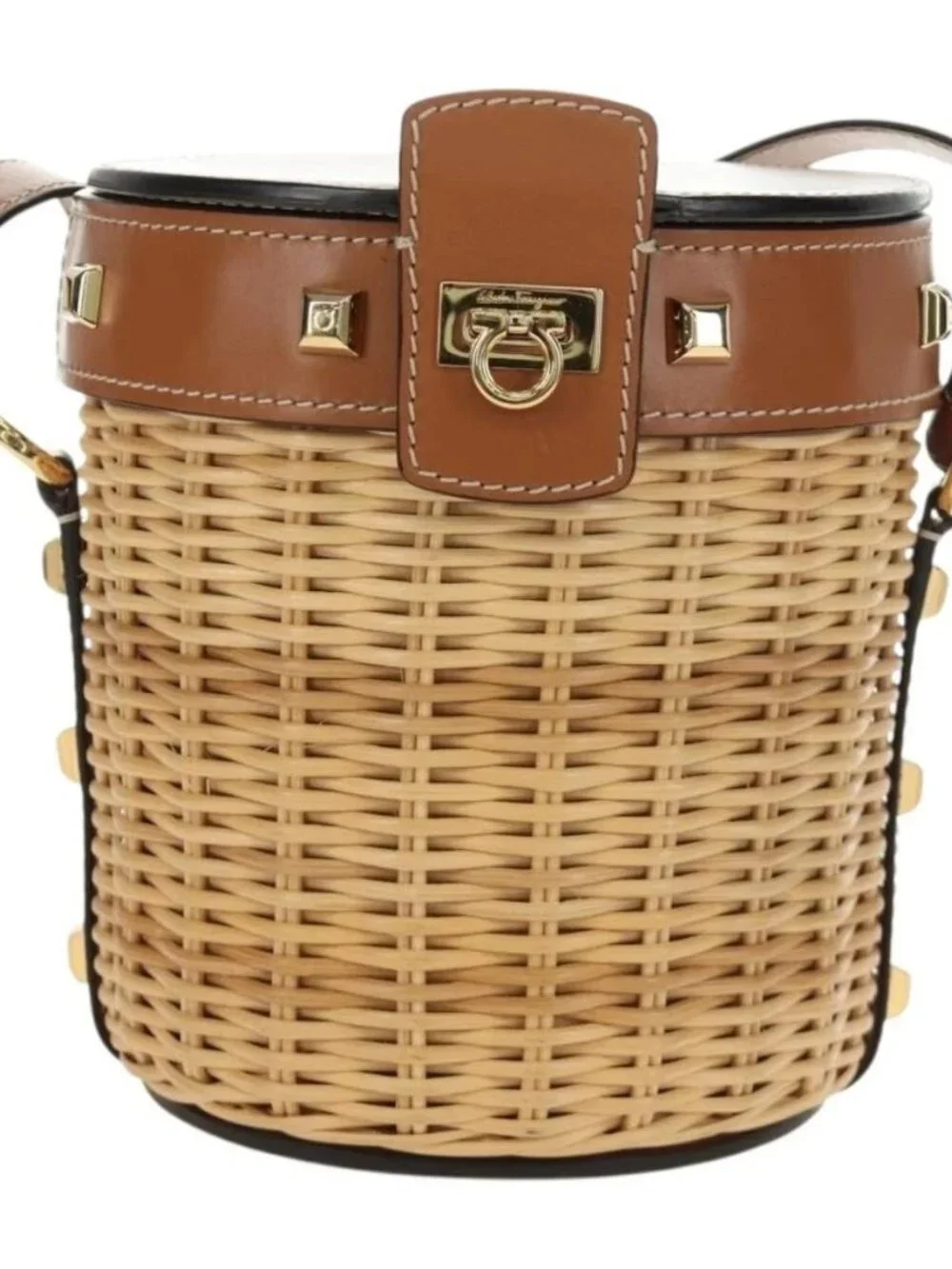 Salvatore Ferragamo brand	salvatore ferragamo