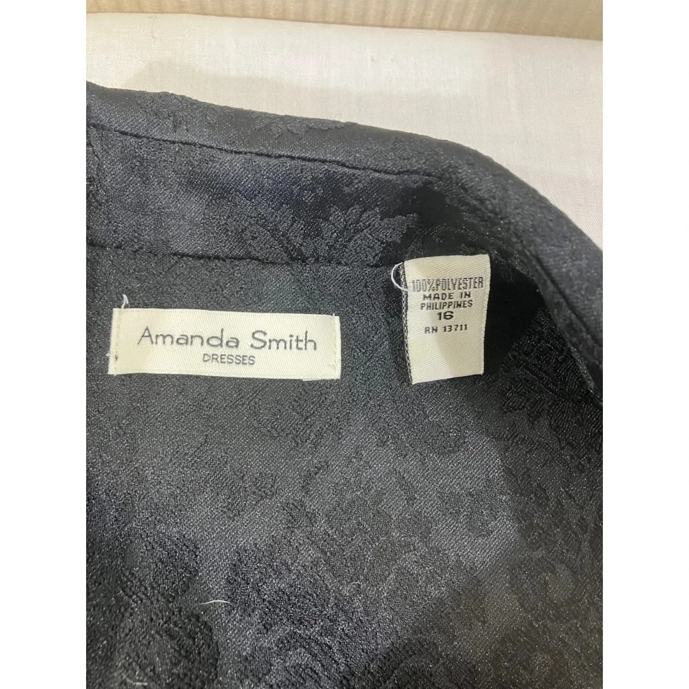 Amanda Smith office corporate