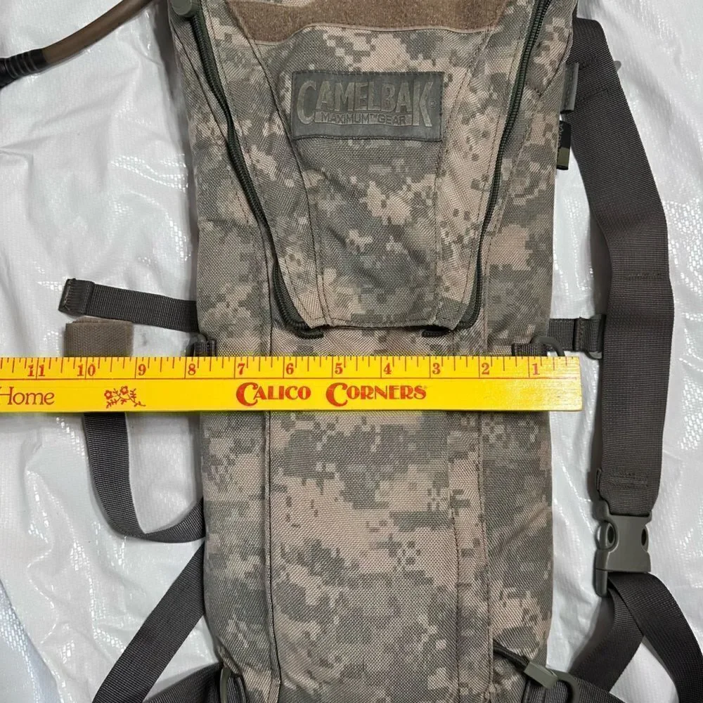 Camelbak Camo print Maximum Gear Thermobak 3 liter 100oz Hydration System