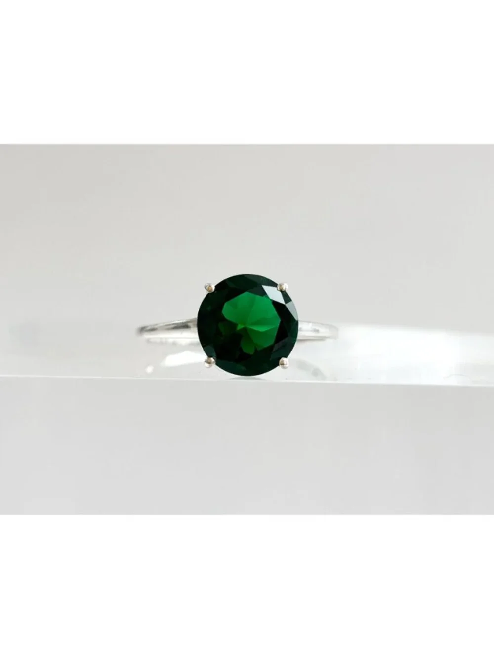 Green Tourmaline Round Cut Solitaire Sterling Silver 925 Vintage Ring - sz 10