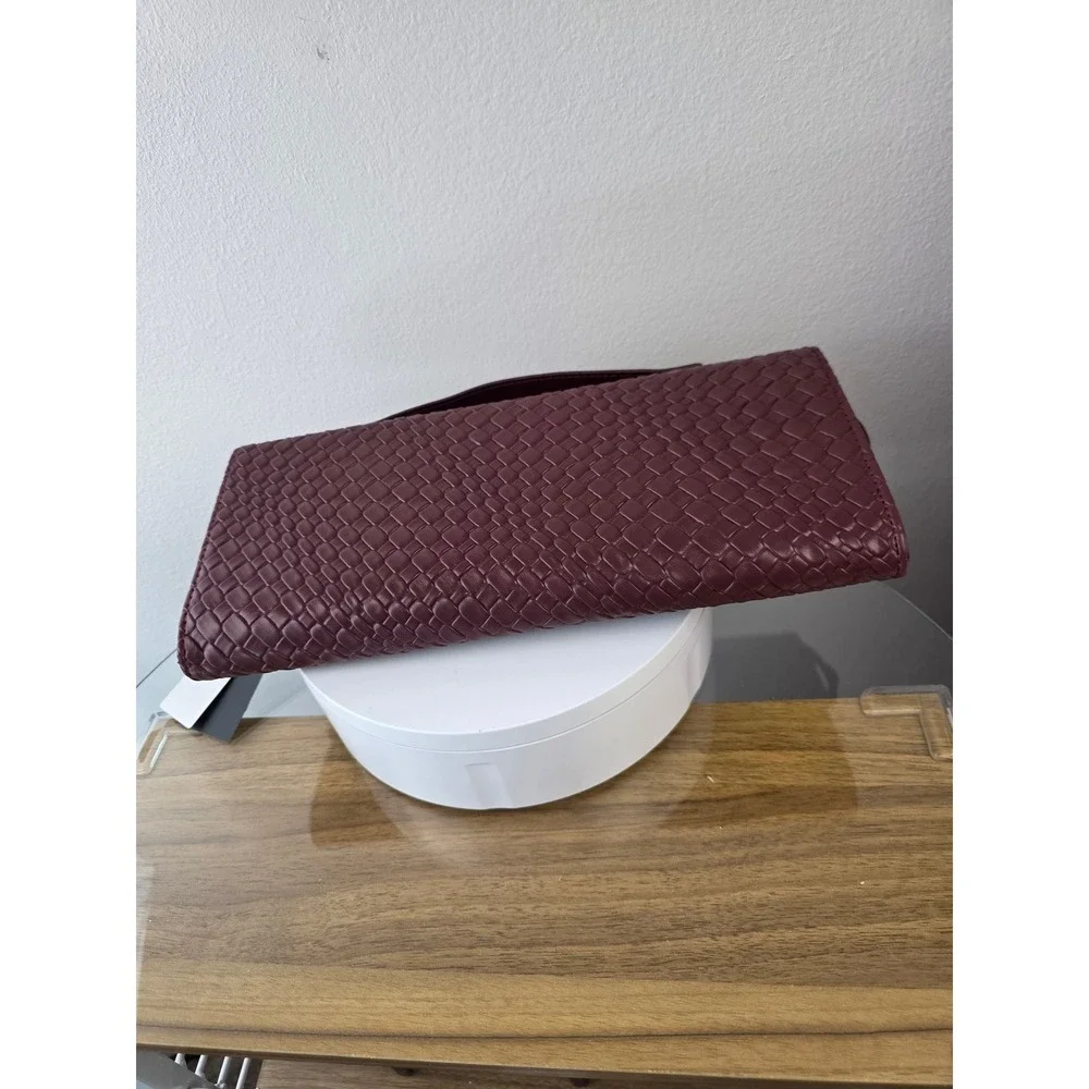 unbranded woven leather