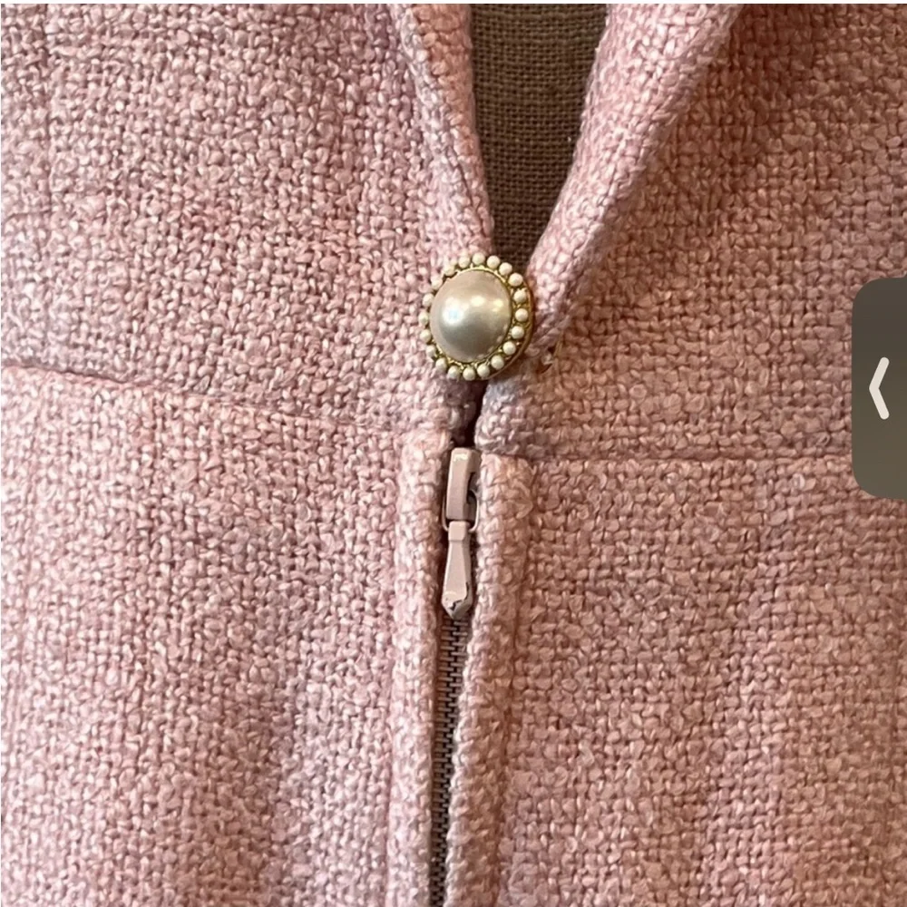 CHANEL chic blazer