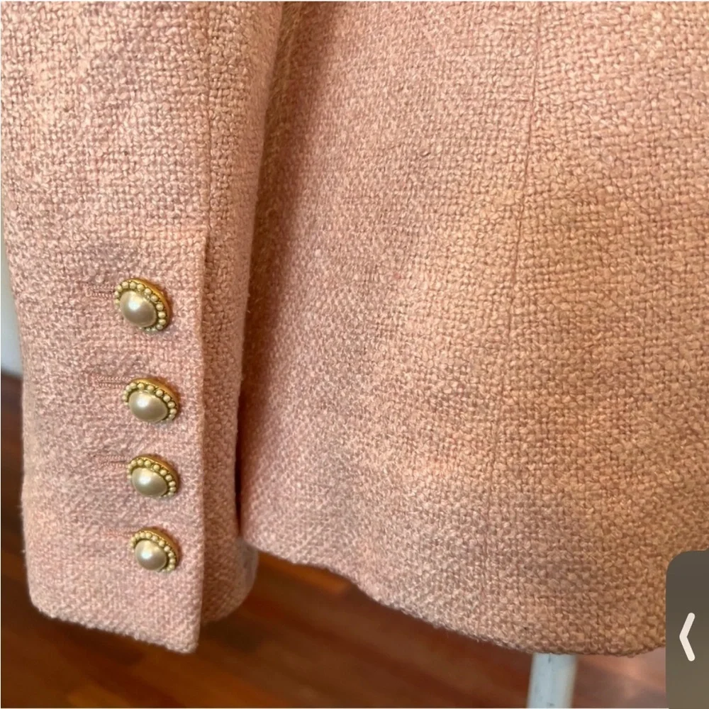 CHANEL chic blazer