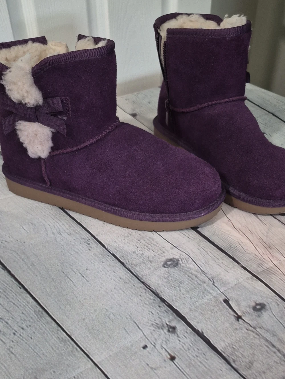 EUC Koolarburra Ugg Girl's Suede Fur Lined Bow Boots Plum Size 4