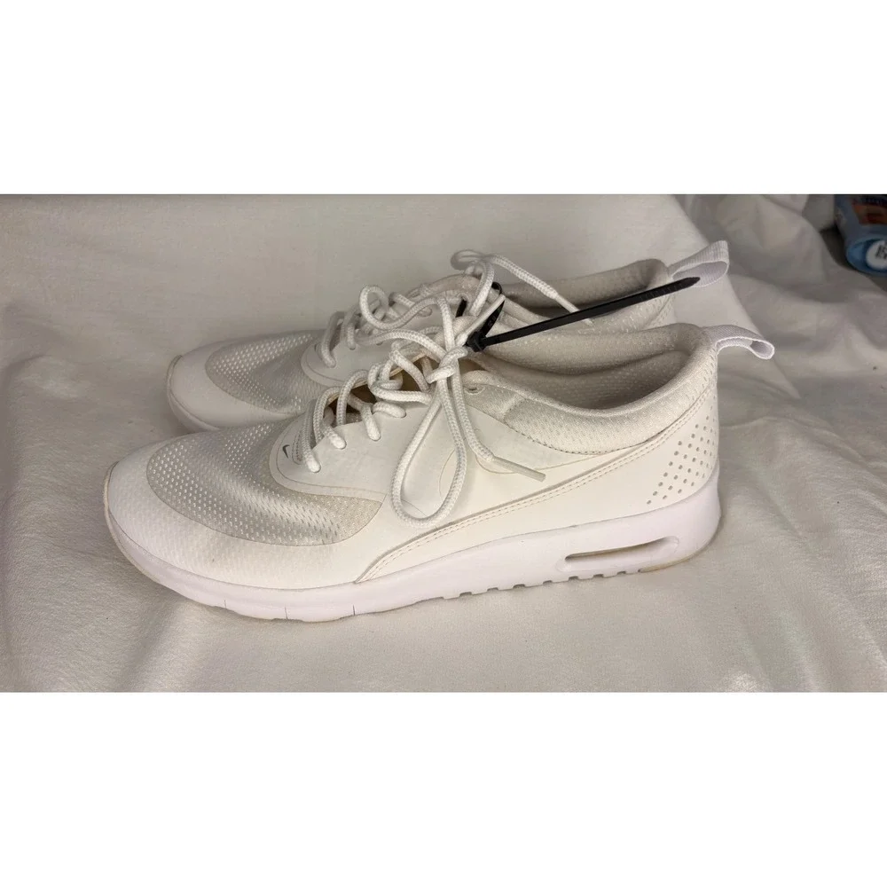 Nike Air Max Thea Ultra GS White Sneakers 814444-100 Mens 7Y Womens 8.5