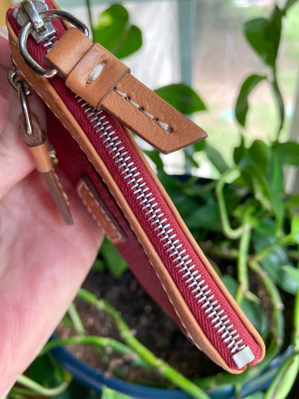 Dooney & Bourke authentic dooney