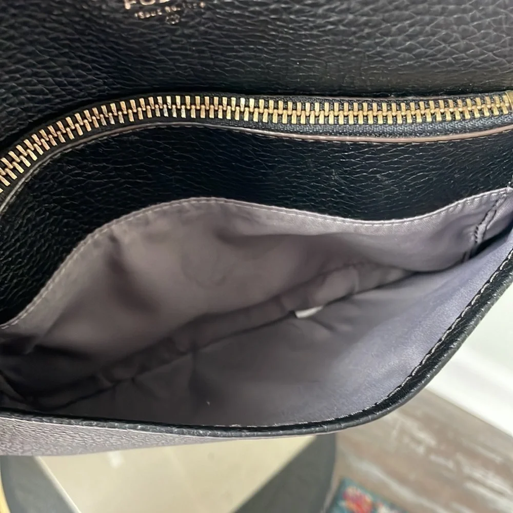 Vintage Fossil Pebble Black leather crossbody