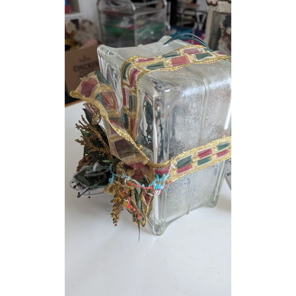 Unbranded handcrafted glass