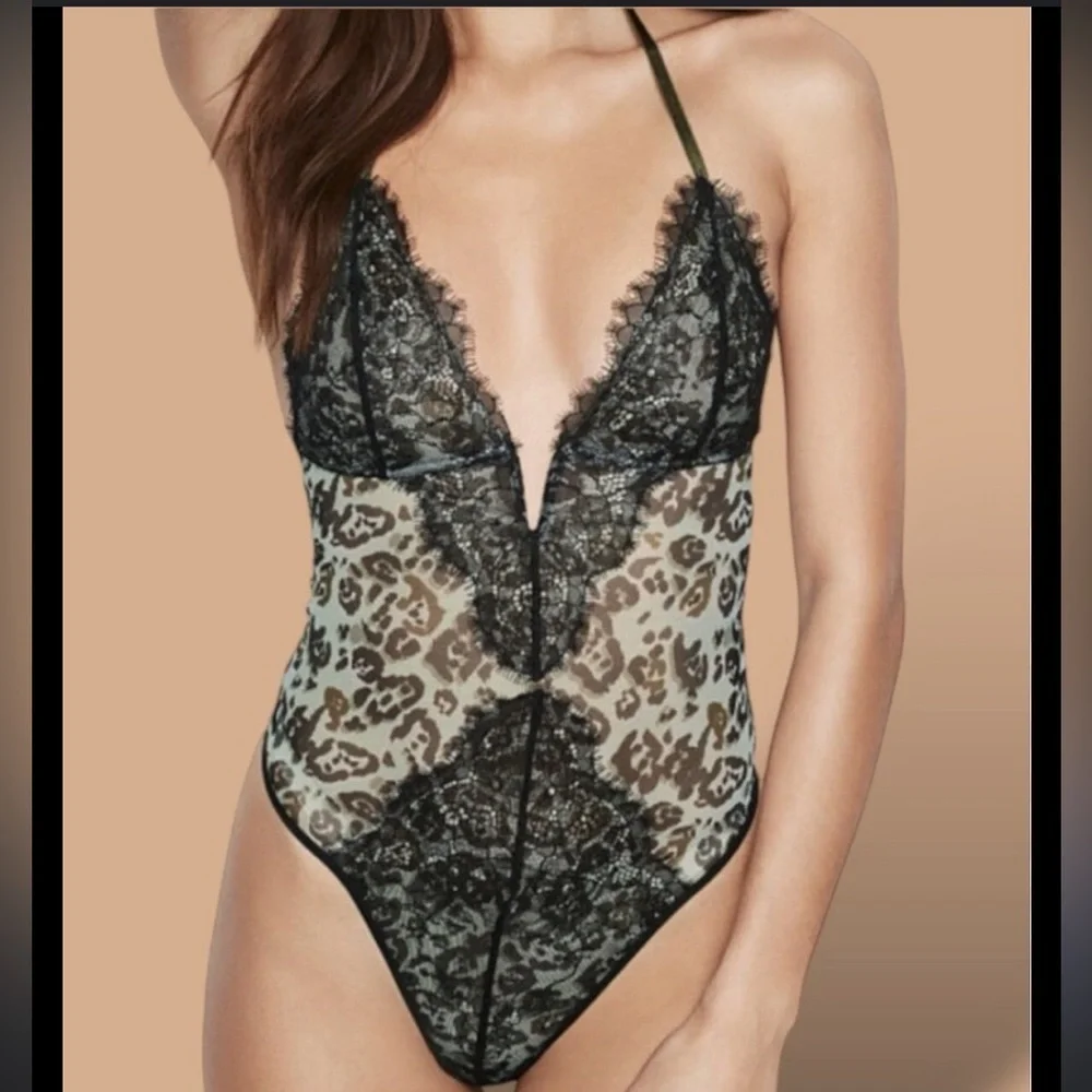 NEW! Victoria's Secret Leopard Mesh V-Wire Halter Teddy Thong Bodysuit S Lace