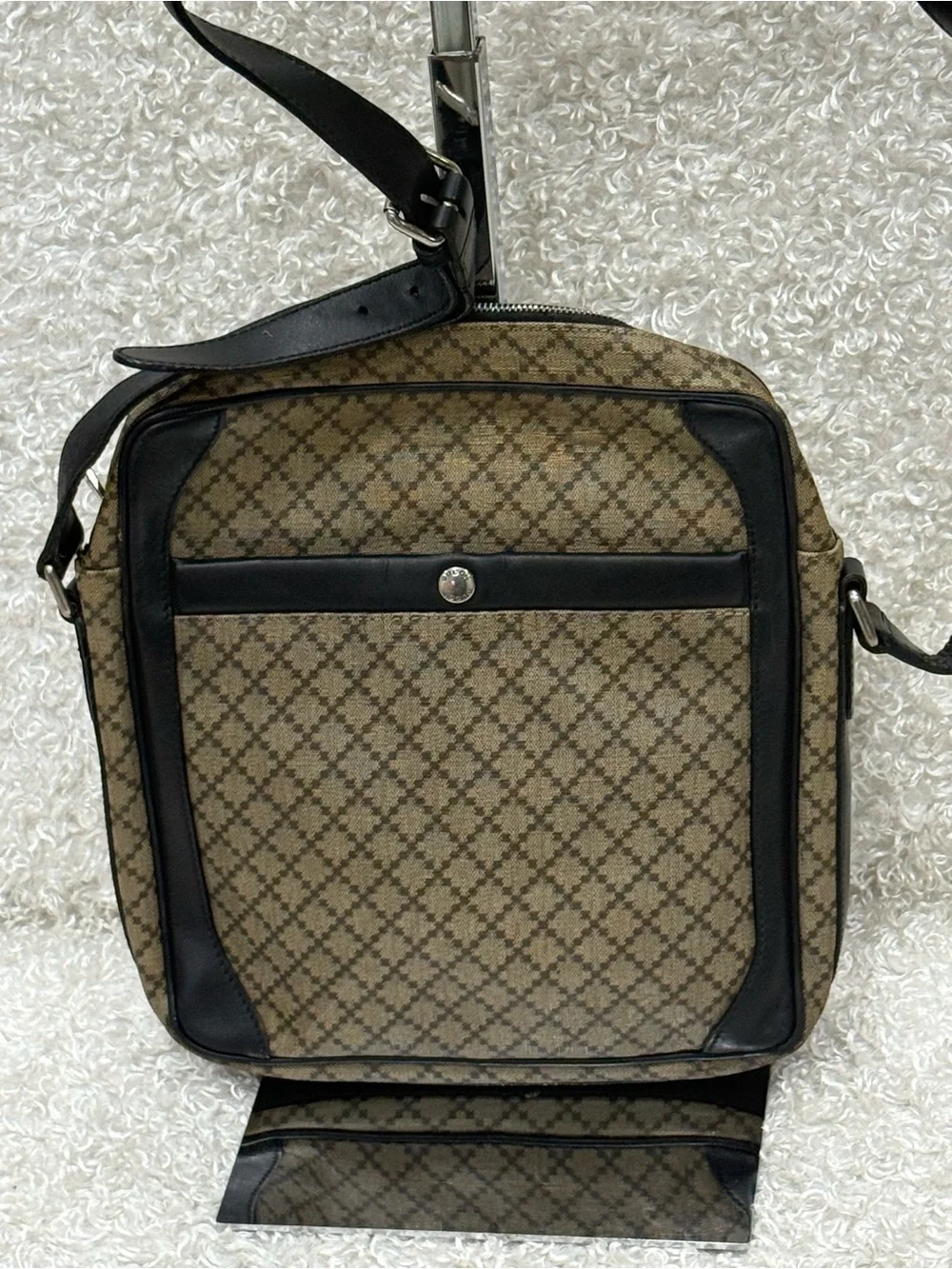 Gucci owned diamanté see