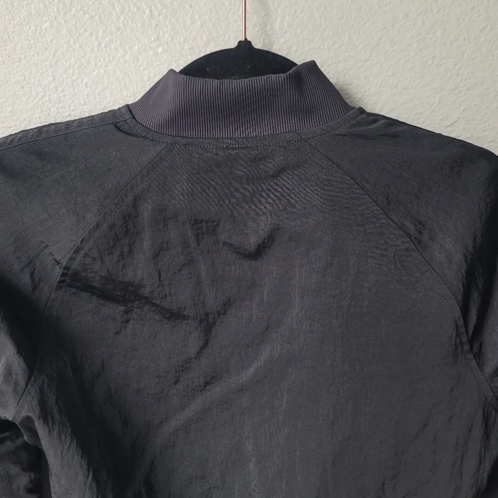 Lululemon Reversible Non-Stop Bomber Jacket LW4CBYS Size 2 In Black